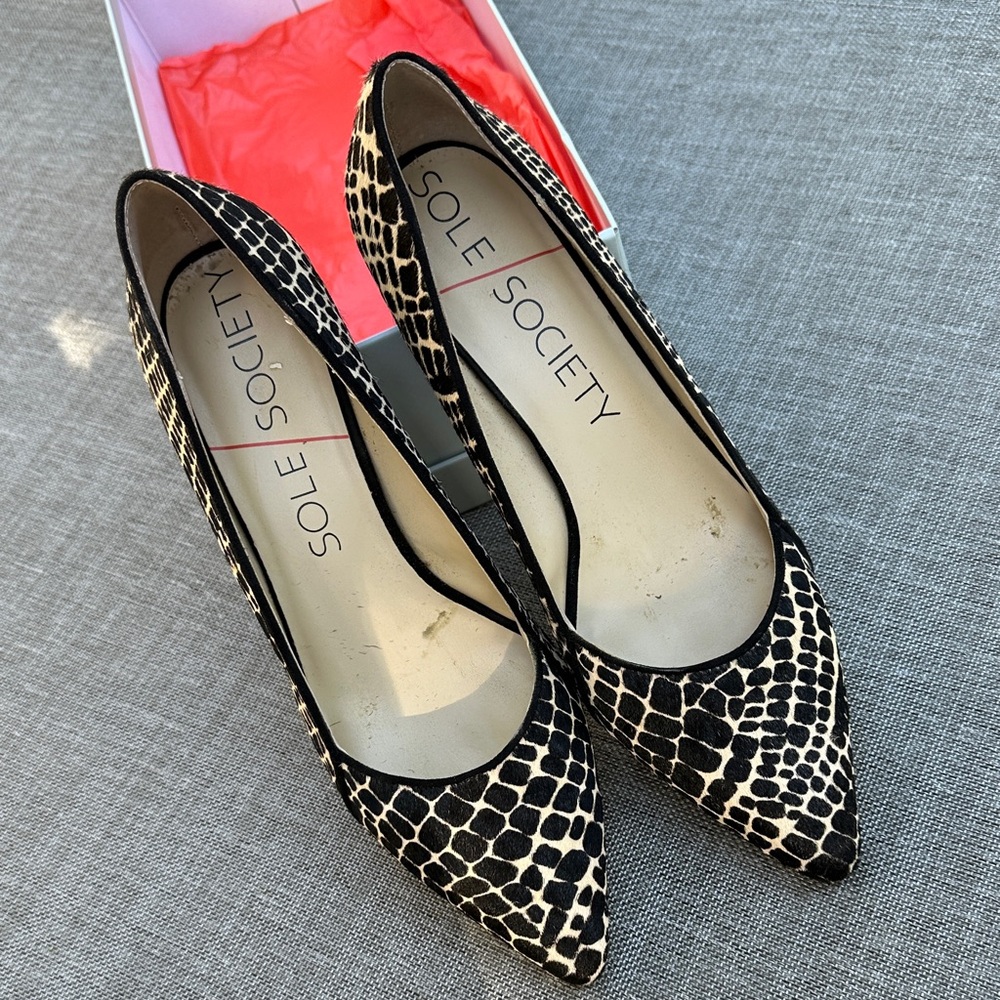 Sole Society Black and Cream Patterned Heels